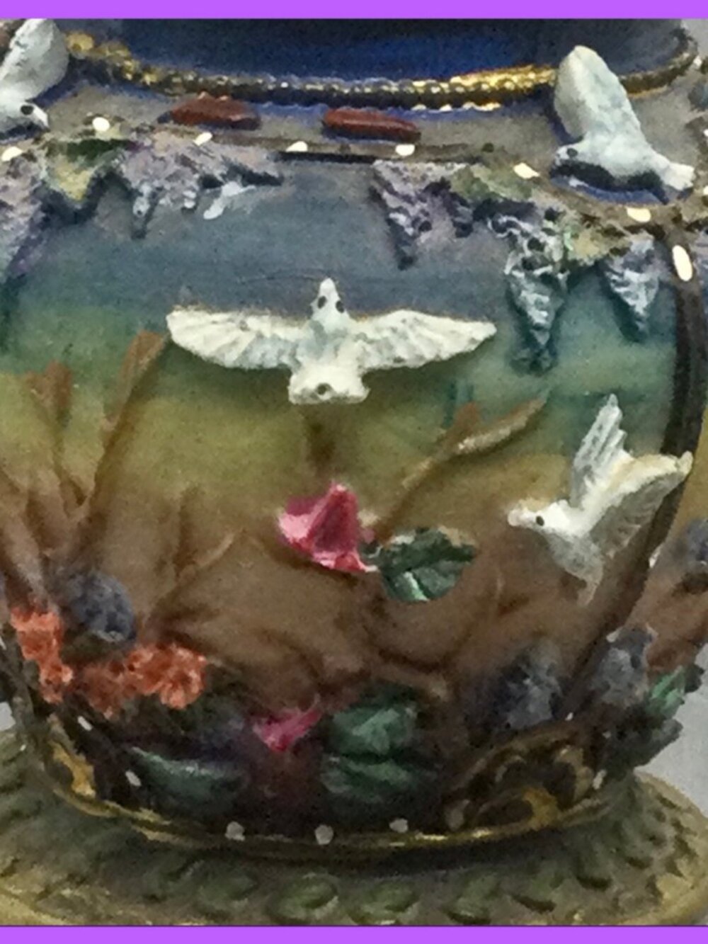 Ceramic Trinket Box - Picture 3 of 4